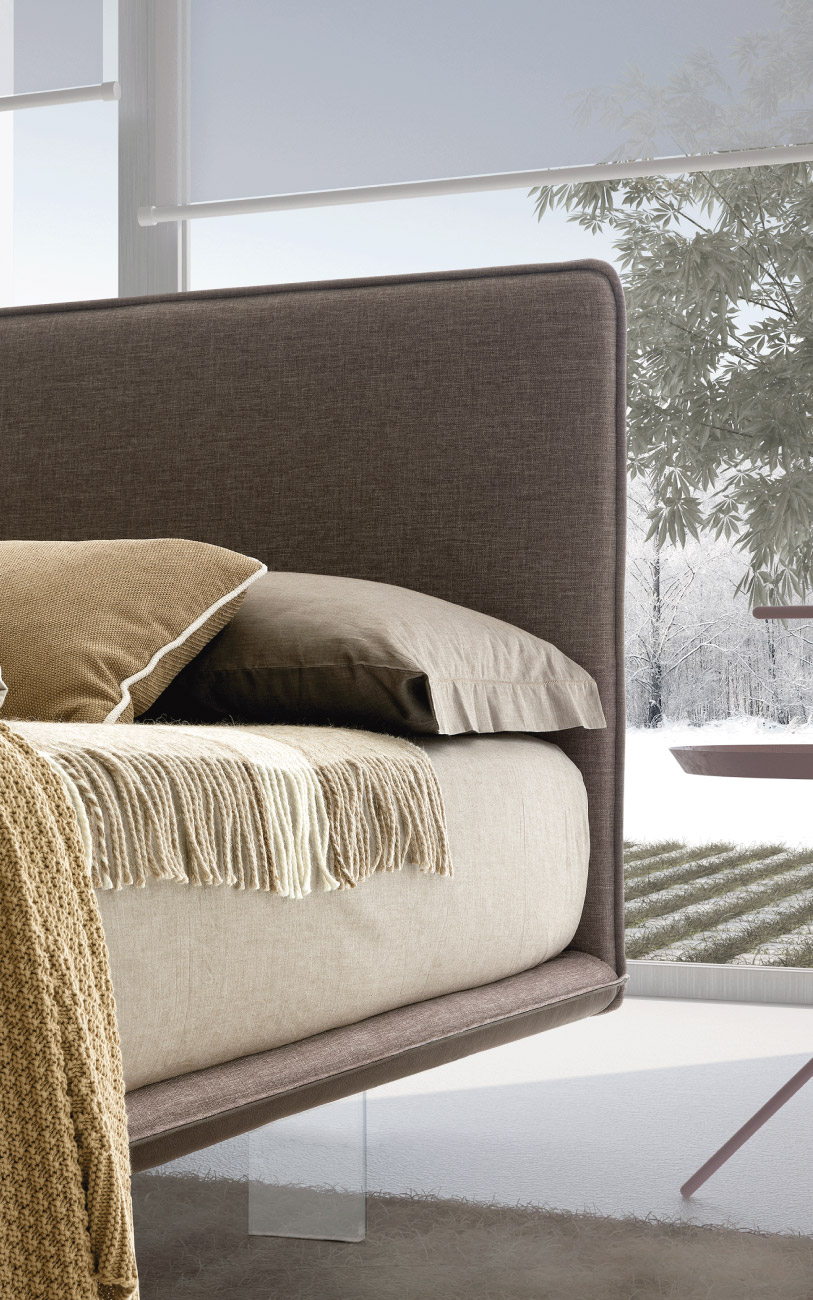 Letto matrimoniale in tessuto LeComfort Pensarecasa particolare