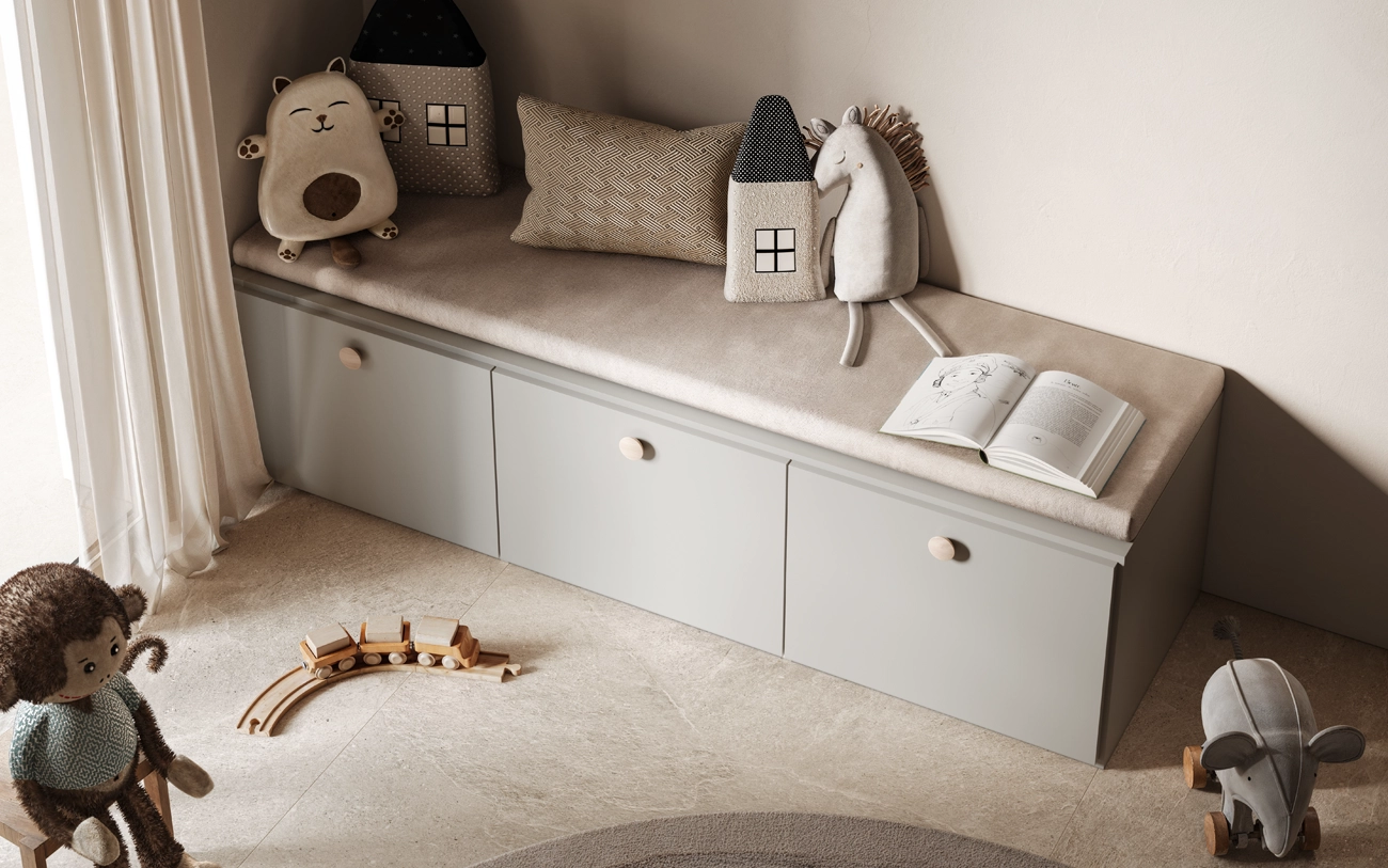 Cameretta baby particolare panchetta portagiochi in Grigio seta con maniglie in Olmo natura Pensarecasa