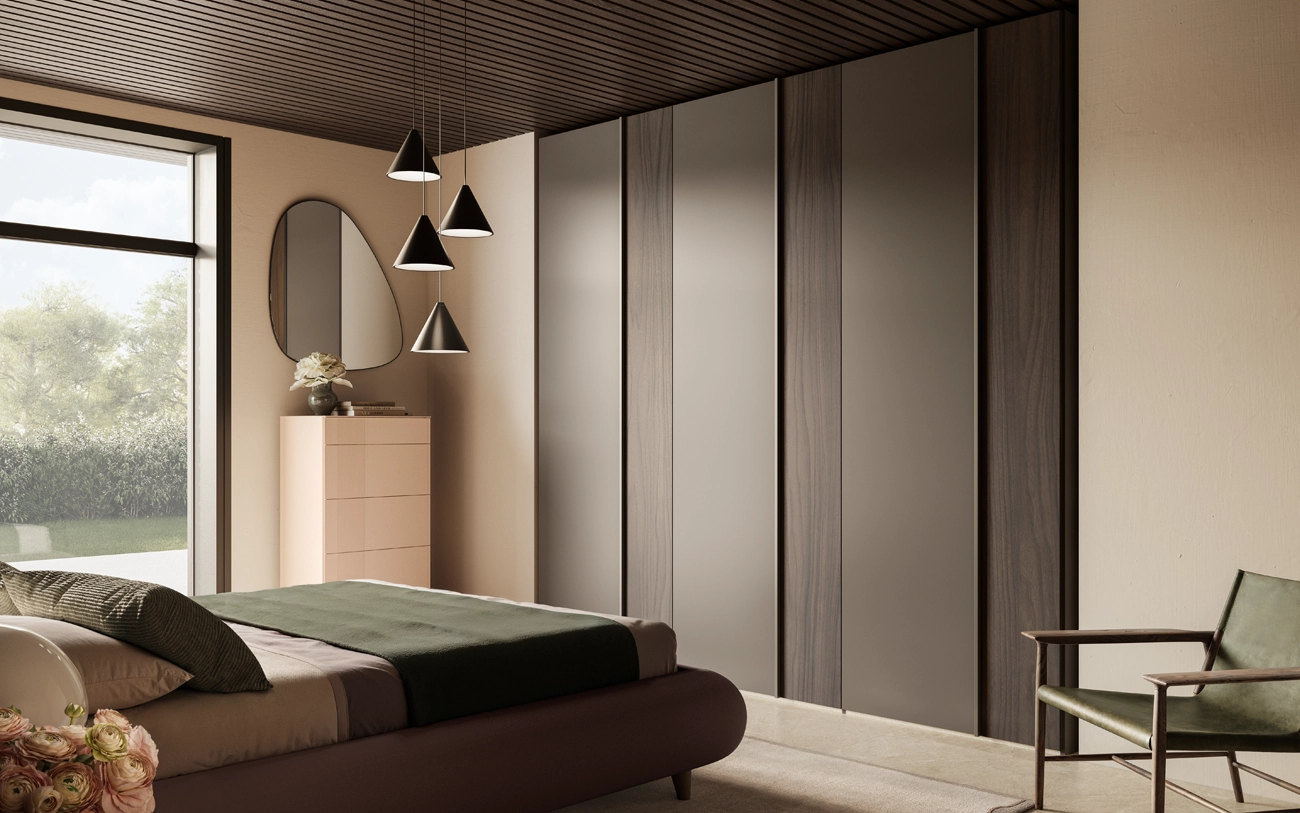 Immagine con vista su armadio battente in Grigio cenere e Noce moro